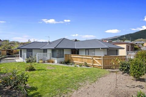 16 Middlebank Drive, Richmond