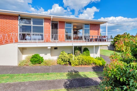 115 Wallace Road, Mangere Bridge, Auckland
