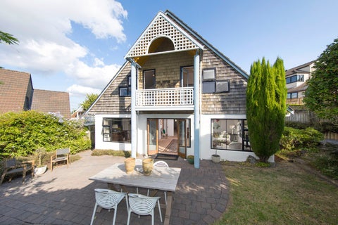 38 Atarangi Road, Greenlane, Auckland
