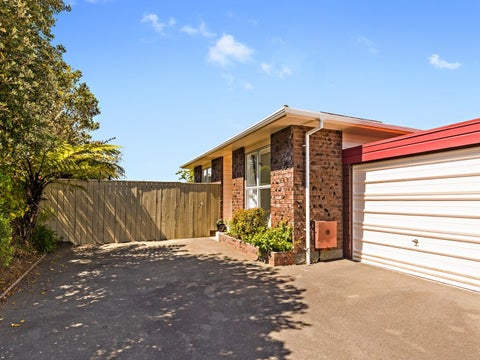 11B Ilam Grove, Kelson, Lower Hutt