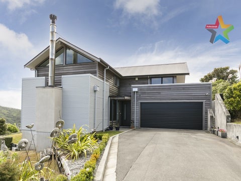 1 Mewburn Rise, Karori, Wellington