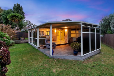 15 Rippleside Place, Pahurehure, Papakura