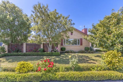 11 Hideaway Gate, Parklands, Christchurch