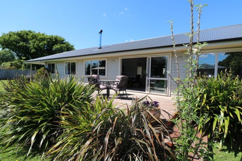 41 Armstrong Avenue, Carterton