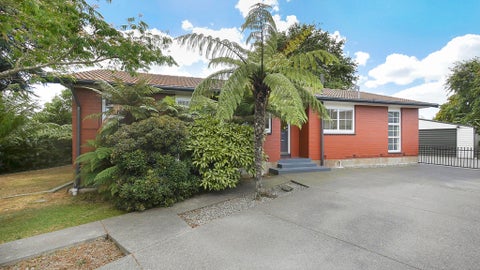 26 Denniston Crescent, Redwood, Christchurch