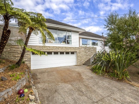 3 Larsen Crescent, Tawa, Wellington