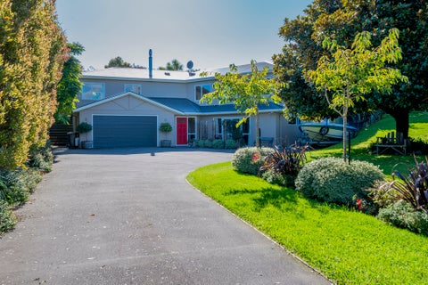 157 Langdale Avenue, Paraparaumu