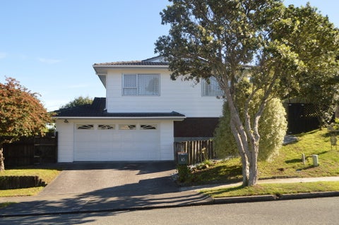 65 Mercury Way, Whitby, Porirua