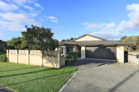 167A Te Moana Road, Waikanae