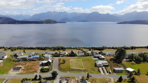 21 Muriwai Drive, Manapouri, Manapouri