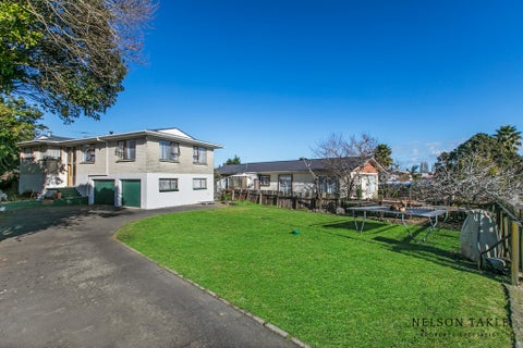 14 McLeod Road, Weymouth, Auckland