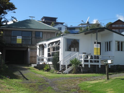 16 Stewart Street, Raglan