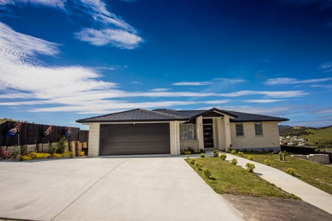 18 Lori Lane, Coopers Beach, Coopers Beach