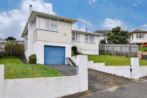 93 Taylor Terrace, Tawa, Wellington
