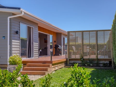 27 Tuscan Lane, Martinborough