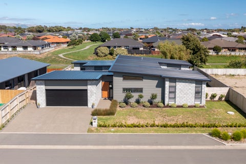 45 Hudson Place, Paraparaumu