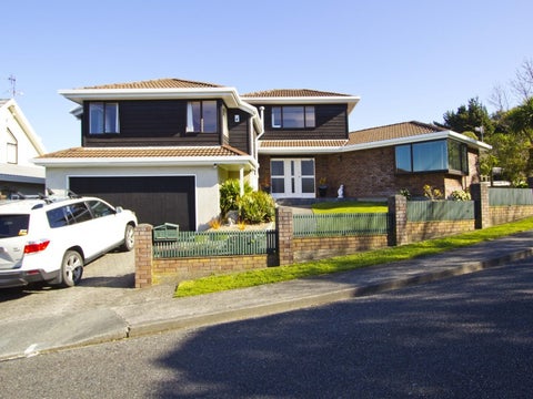 1 George Gee Drive, Korokoro, Lower Hutt