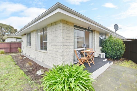 1/3 Chadbury Street, Parklands, Christchurch