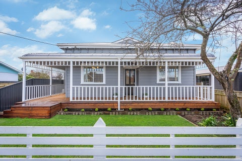 42 Cole Street, Masterton