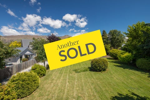 17 Kowhai Drive, Wanaka