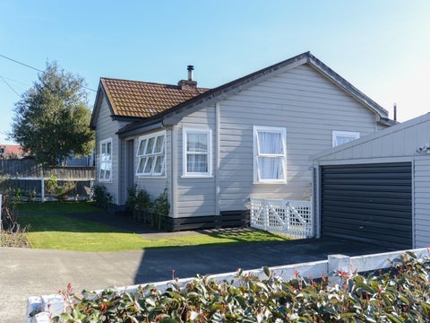 2 Wellington Road, Waipukurau, Waipukurau