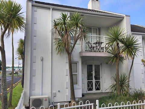 91 Winery Way, Henderson, Auckland