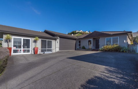 21 Great West Road, Matipo Heights, Rotorua