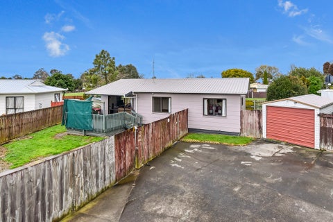 102C Shifnal Drive, Randwick Park, Auckland