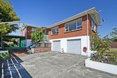 36 Pasadena Crescent, Totara Park, Upper Hutt