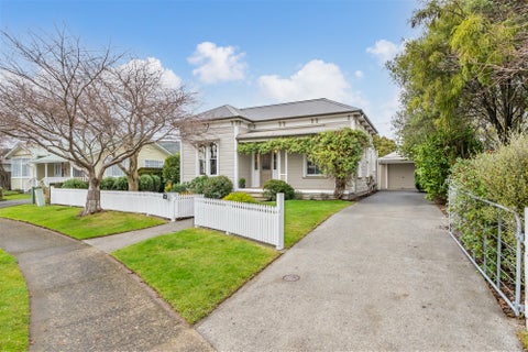 6 Phar Lap Grove, Trentham, Upper Hutt