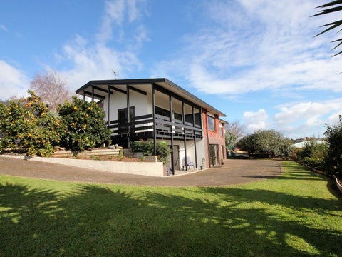 39 Russleigh Drive, Dinsdale, Hamilton