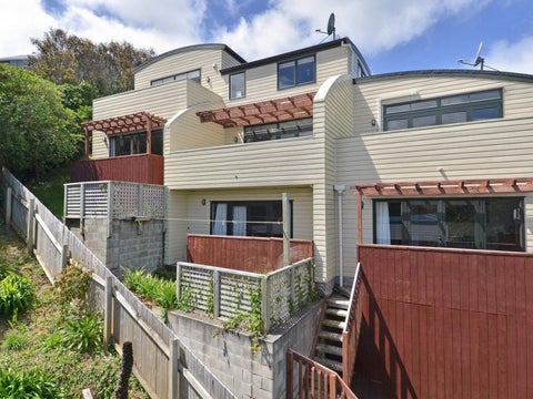 19B Tio Tio Road, Miramar, Wellington