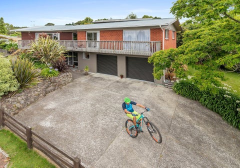 32 Utuhina Road, Springfield, Rotorua