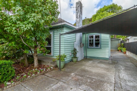 99 Wellington Road, Wainuiomata, Lower Hutt