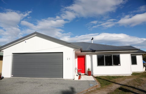 21 Braemar Place, Twizel
