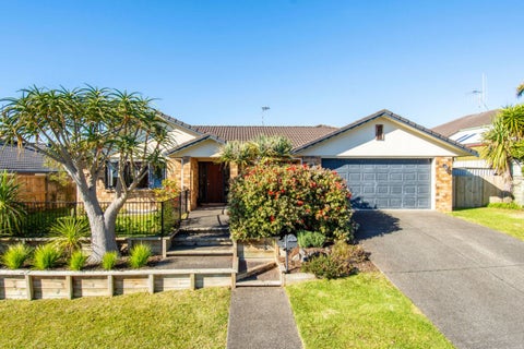 16 Athfield Drive, Bethlehem, Tauranga
