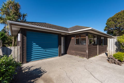21A Stephen Street, Johnsonville, Wellington