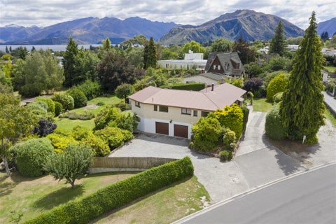 47 Hunter Crescent, Wanaka