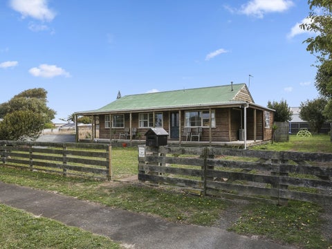 11 Kauae Street, Manaia, Manaia