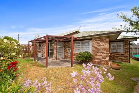 85 Dixon Avenue, Hawera