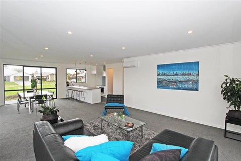 13 Memorial DR, TASMAN DISTRICT