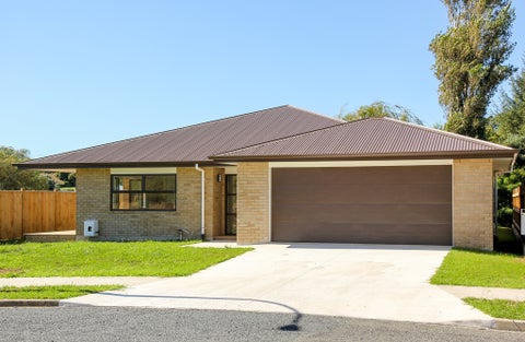 44 Magnolia Drive, Westown, New Plymouth