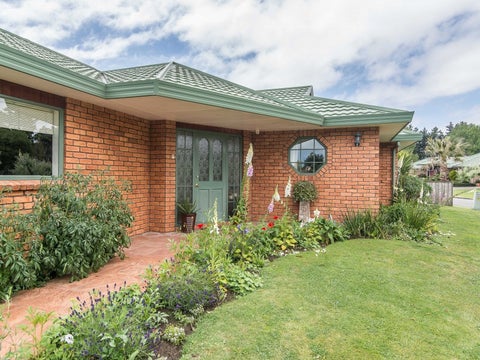 17 Stella Court, Paraparaumu