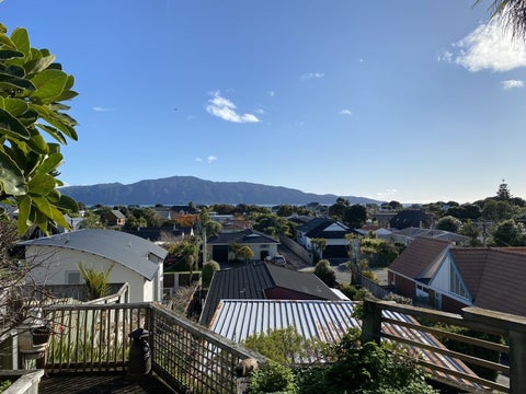 16 Falla Street, Paraparaumu Beach, Paraparaumu