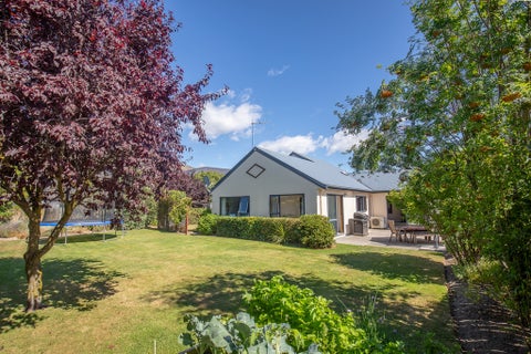 67 Meadowstone Drive, Wanaka