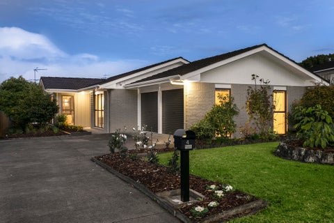 4 Darlington Place, Glendene, Auckland