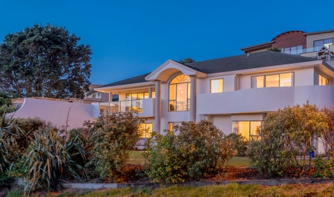 14 Kohutuhutu Road, Raumati Beach, Paraparaumu
