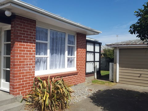 323B Kapiti RD, Paraparaumu Beach, Paraparaumu