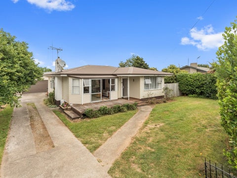 90 Bruce Avenue, Glenview, Hamilton