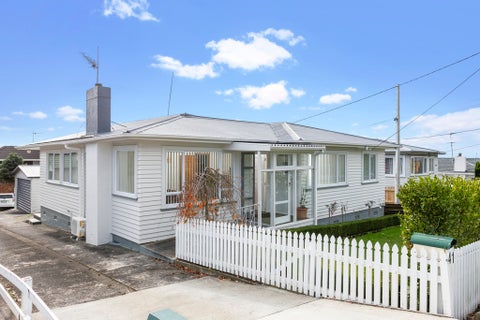 1/41 Raleigh Road, Northcote, Auckland